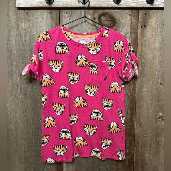 Cat & Jack Other - Cat & Jack Tiger Graphic Short Sleeve Tee in Pink Size XL 14 16 Girls